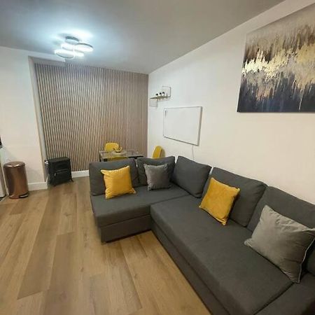 Broadway Suite - Newly Refurbished Stylish Apartment With Free Private Parking - Great Location Бирмингам Екстериор снимка