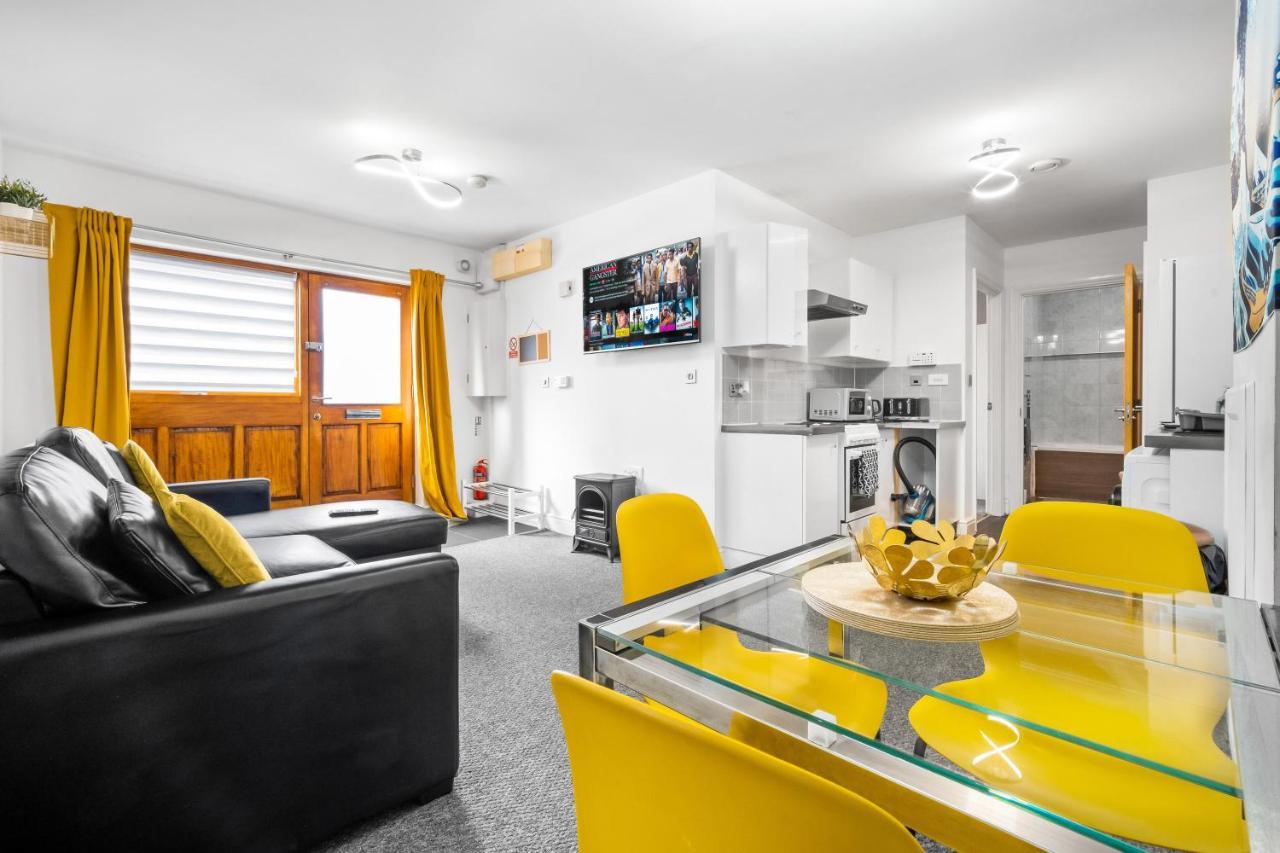 Broadway Suite - Newly Refurbished Stylish Apartment With Free Private Parking - Great Location Бирмингам Екстериор снимка