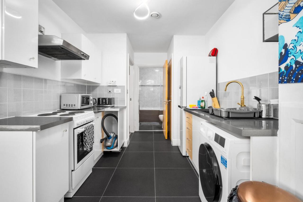 Broadway Suite - Newly Refurbished Stylish Apartment With Free Private Parking - Great Location Бирмингам Екстериор снимка
